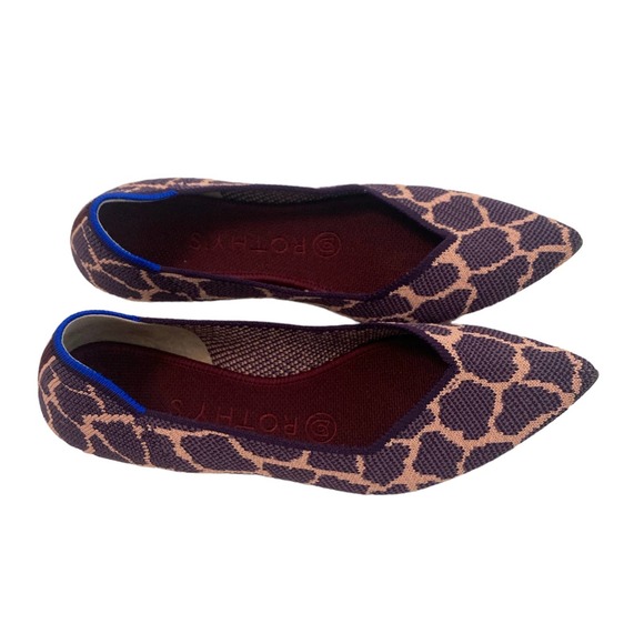 Rothy's Shoes - Rothy's the point in violet Giraffe slip on Flat shoes size W6.5